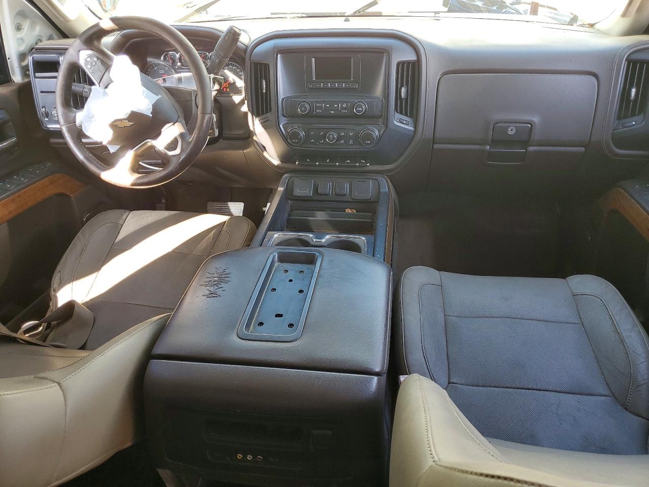 2015 Chevrolet All models VIN 1GC4K0C81FF557762 photo 8