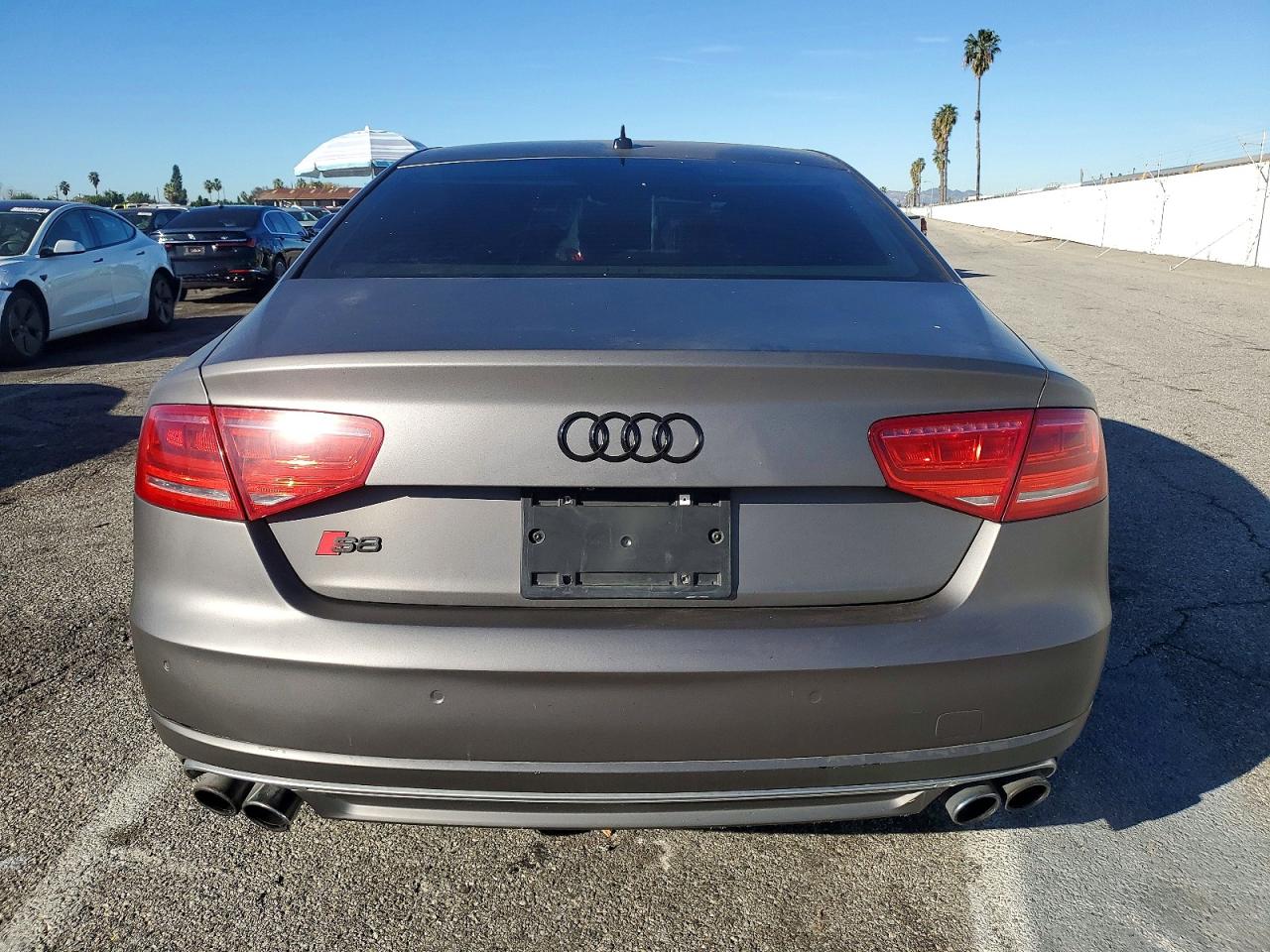 2013 Audi S8 VIN WAUD2AFD4DN007731 photo 6