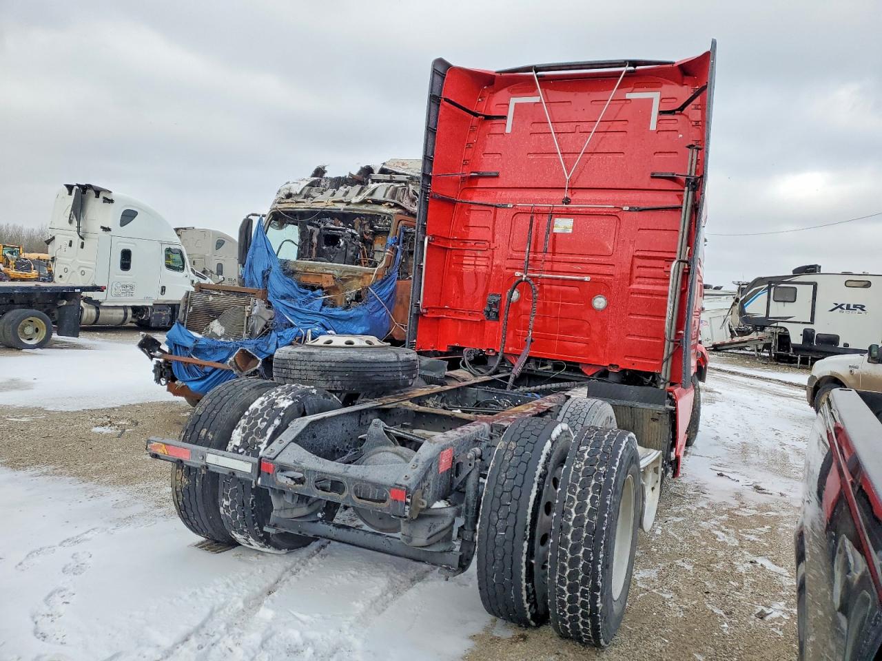 2023 Volvo Vn VIN 4V4NC9EH7PN612987 photo 4