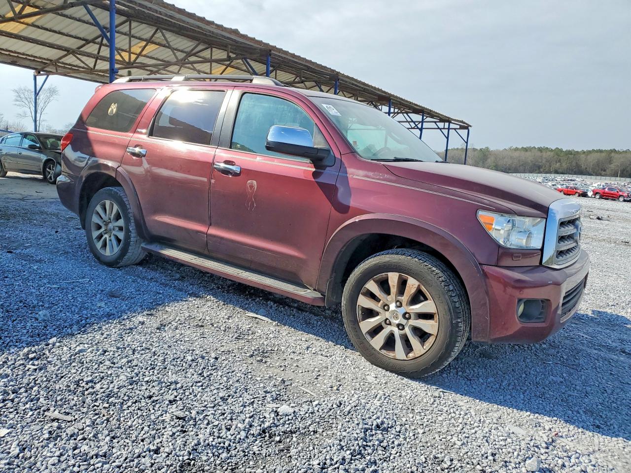 2011 Toyota Sequoia VIN 5TDKY5G15BS035856 photo 4