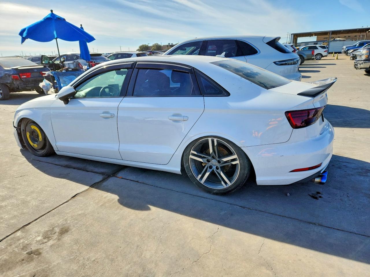 2018 Audi A3 VIN WAUAUGFF0J1031237 photo 2