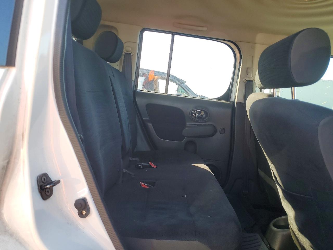 2014 Nissan Cube VIN JN8AZ2KR9ET351419 photo 10
