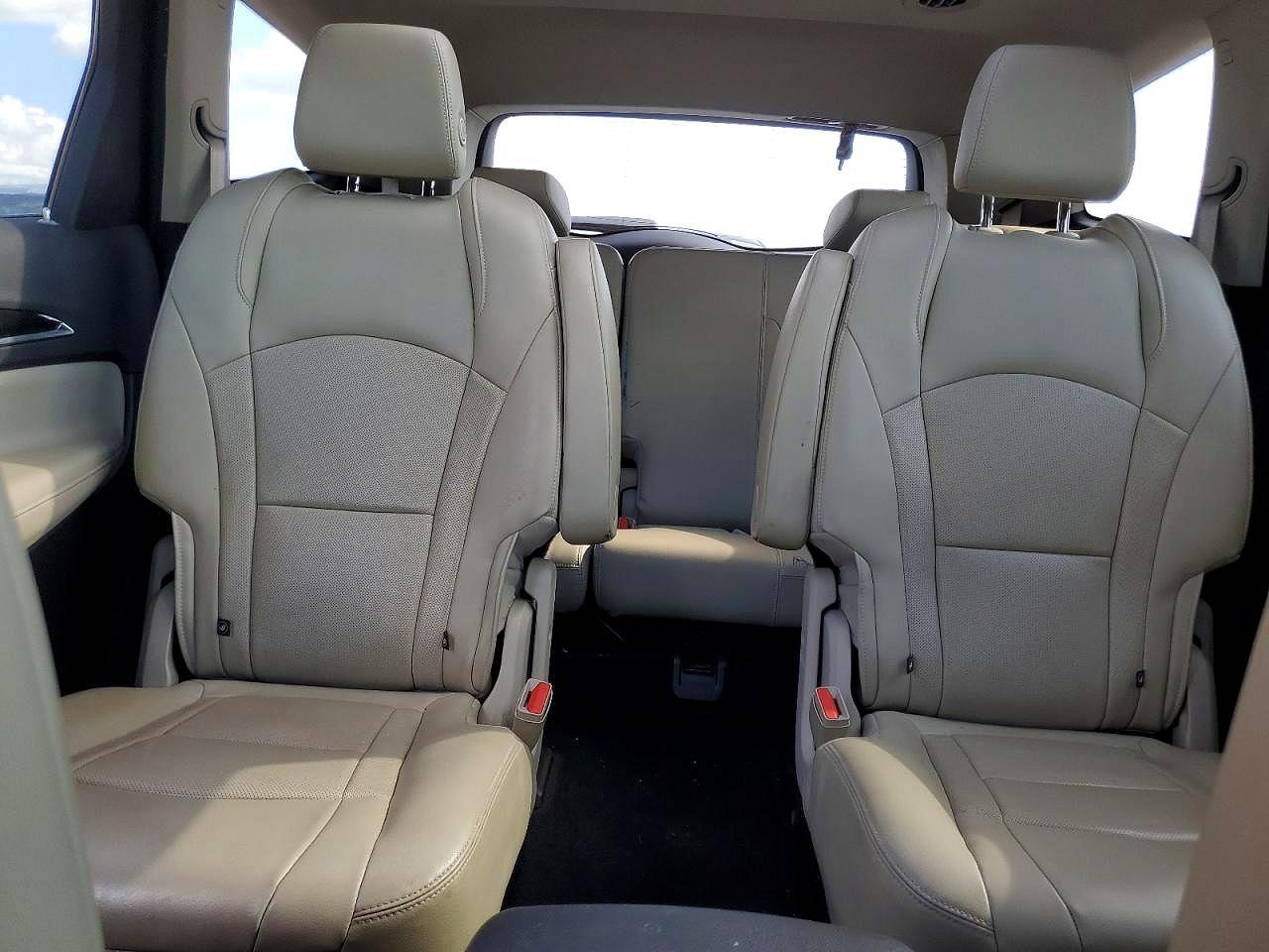 2018 Buick Enclave VIN 5GAERBKW1JJ142802 photo 10