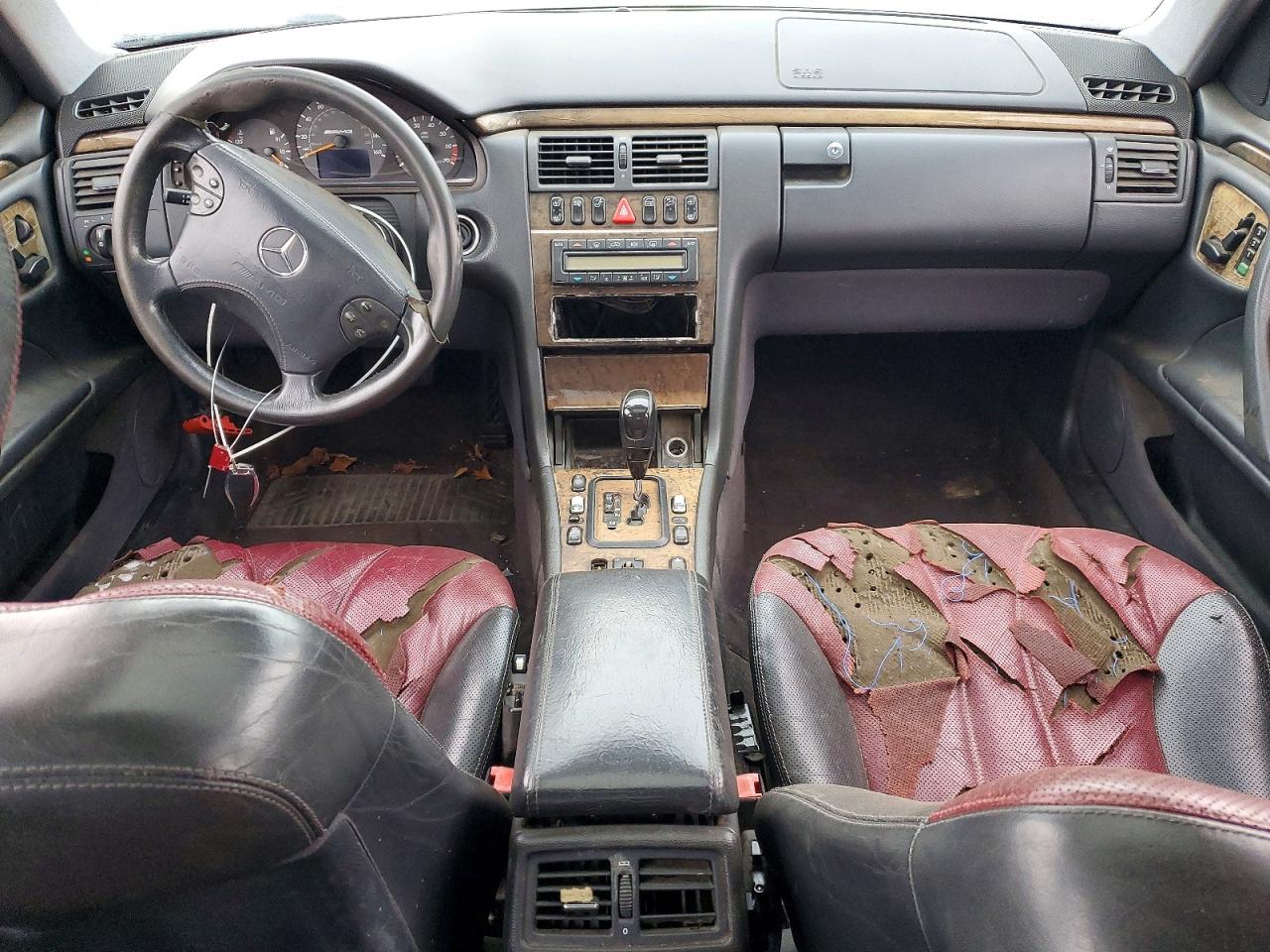 2001 Mercedes-Benz E-class VIN WDBJF74J01B226140 photo 8