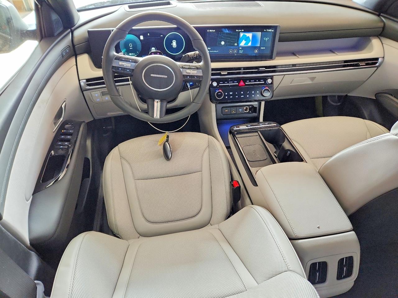 2026 Hyundai Tucson hyb VIN KM8JEDD17TU417642 photo 8