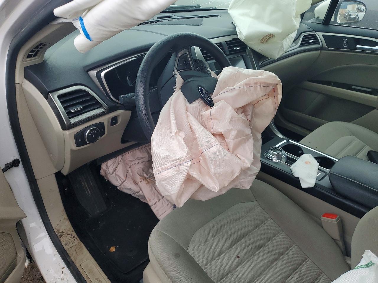 2017 Ford All models VIN 3FA6P0H7XHR222201 photo 6
