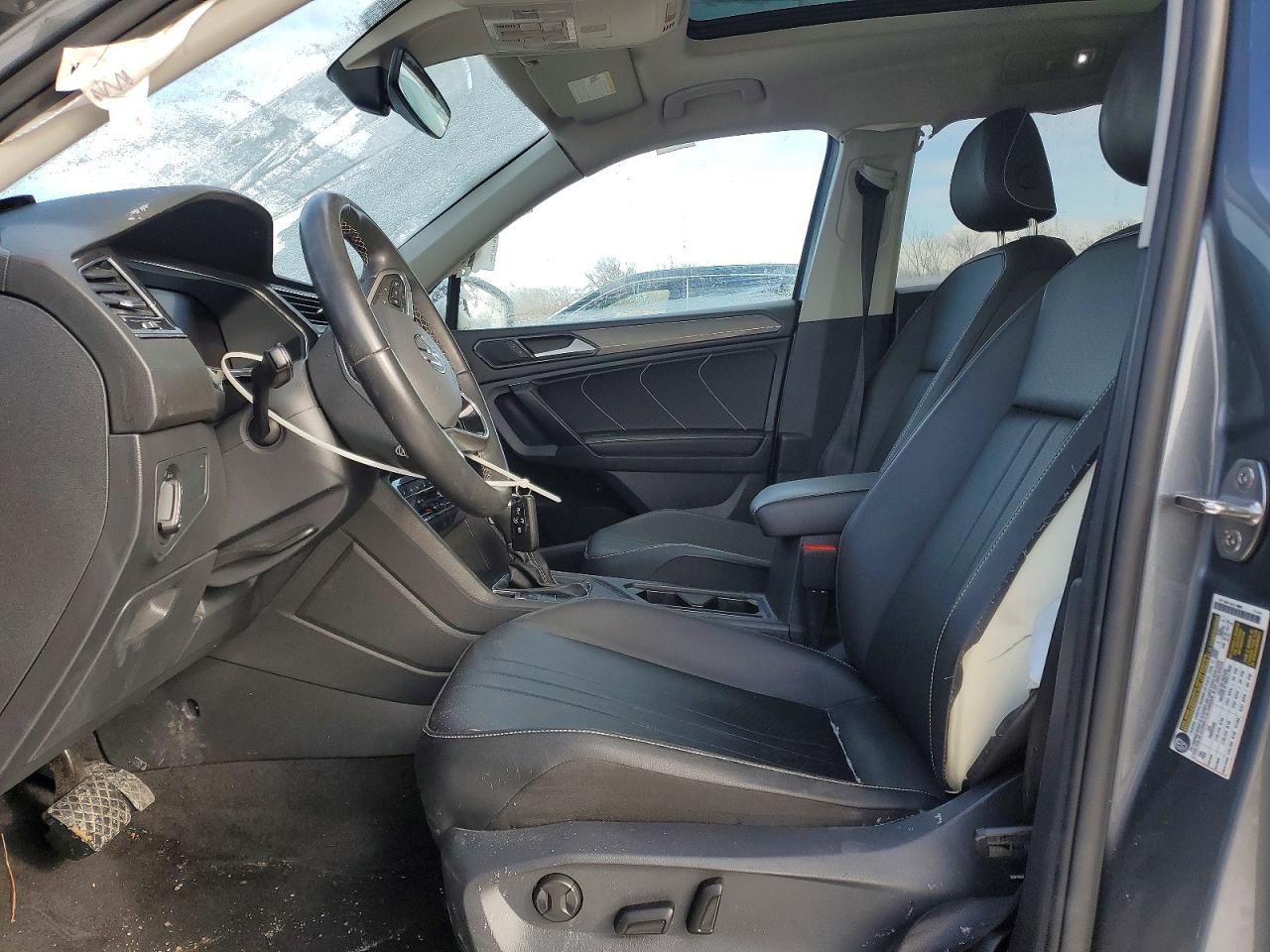 2023 Volkswagen Tiguan VIN 3VVNB7AX3PM074042 photo 7