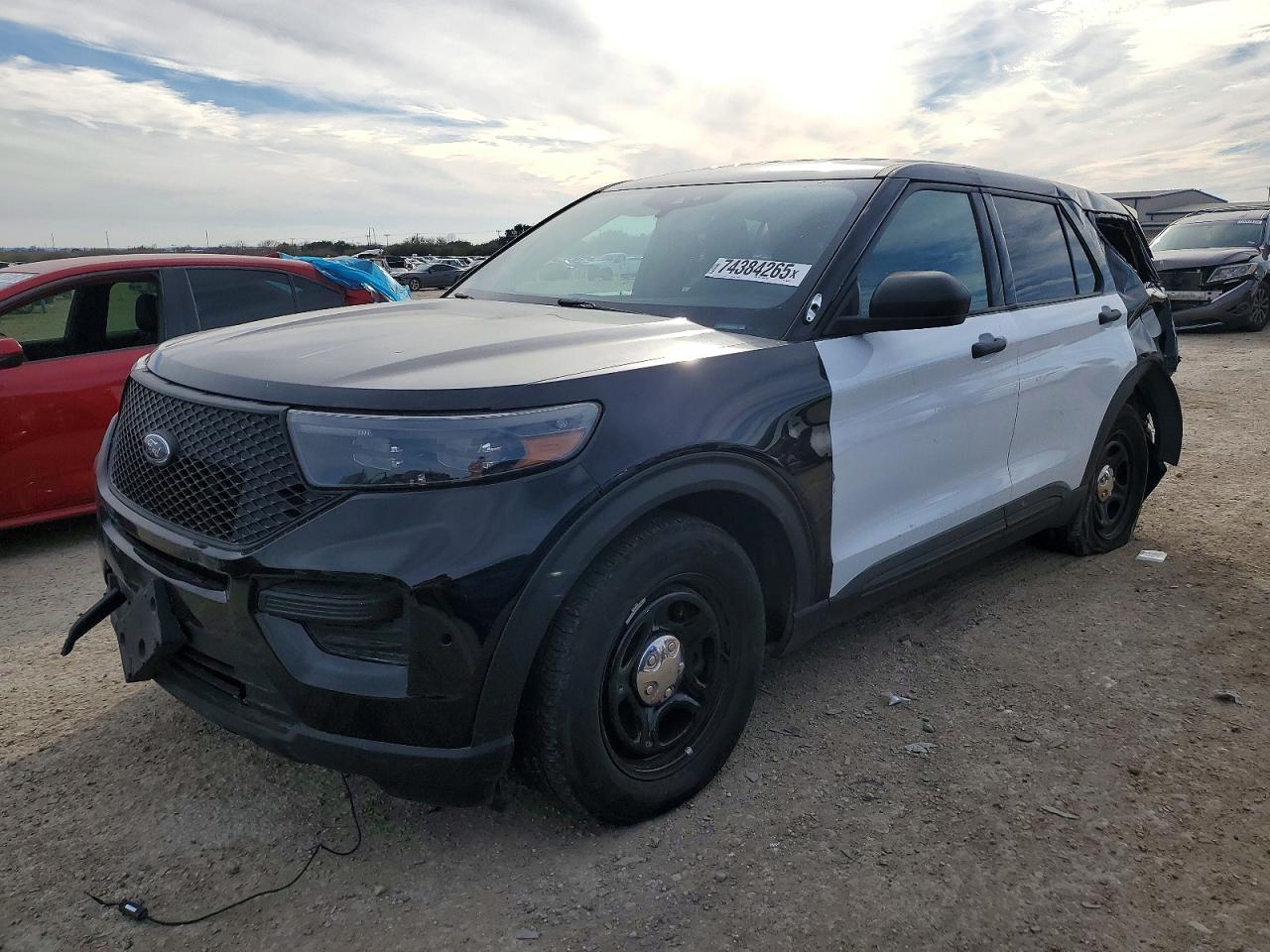 2024 Ford Explorer VIN 1FM5K8AB3RGA68288 photo 1