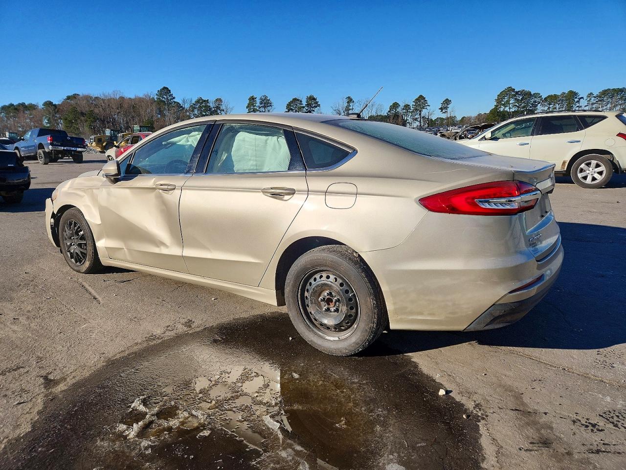 2019 Ford Fusion VIN 3FA6P0G78KR160354 photo 2