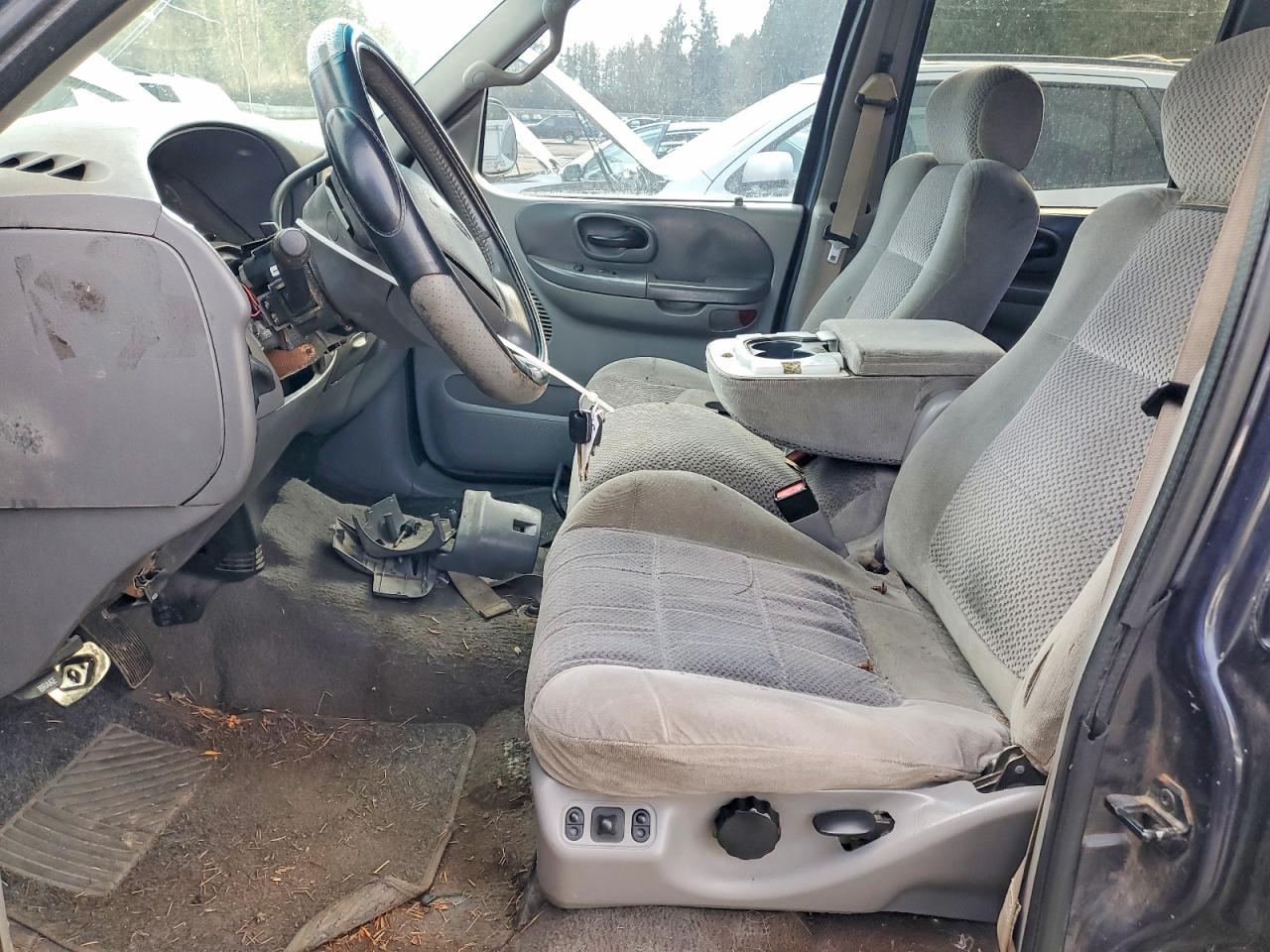 2001 Ford F150 VIN 1FTRW07LX1KC32150 photo 7