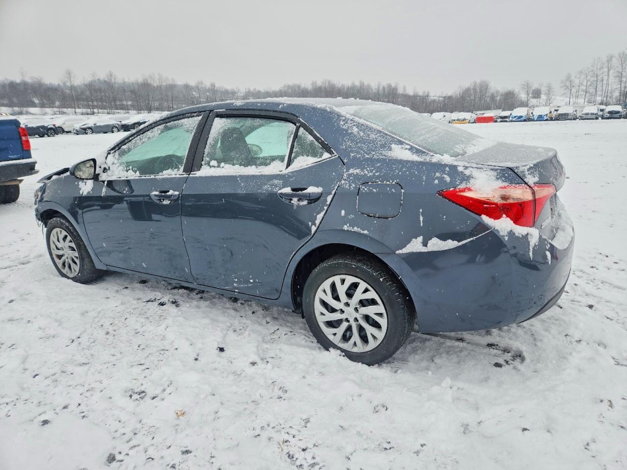 2018 Corolla VIN 2T1BURHE7JC047616 photo 2