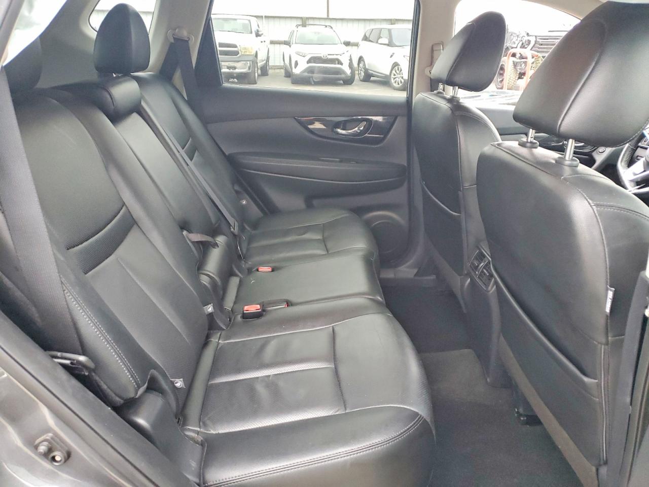 2019 NISS Rogue VIN 5N1AT2MV6KC704519 photo 11