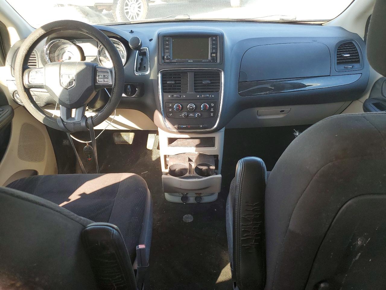2018 Dodge Caravan VIN 2C4RDGBG4JR273108 photo 8