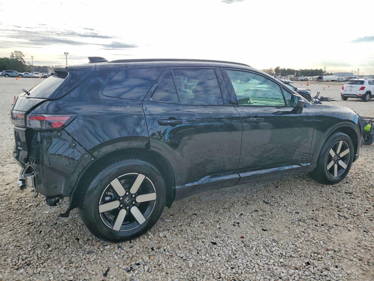 2024 Honda Prologue t VIN 3GPKHXRJ7RS521517 photo 3