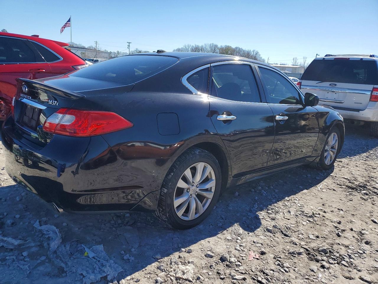 2011 Infiniti M37 VIN JN1BY1AR0BM374398 photo 3