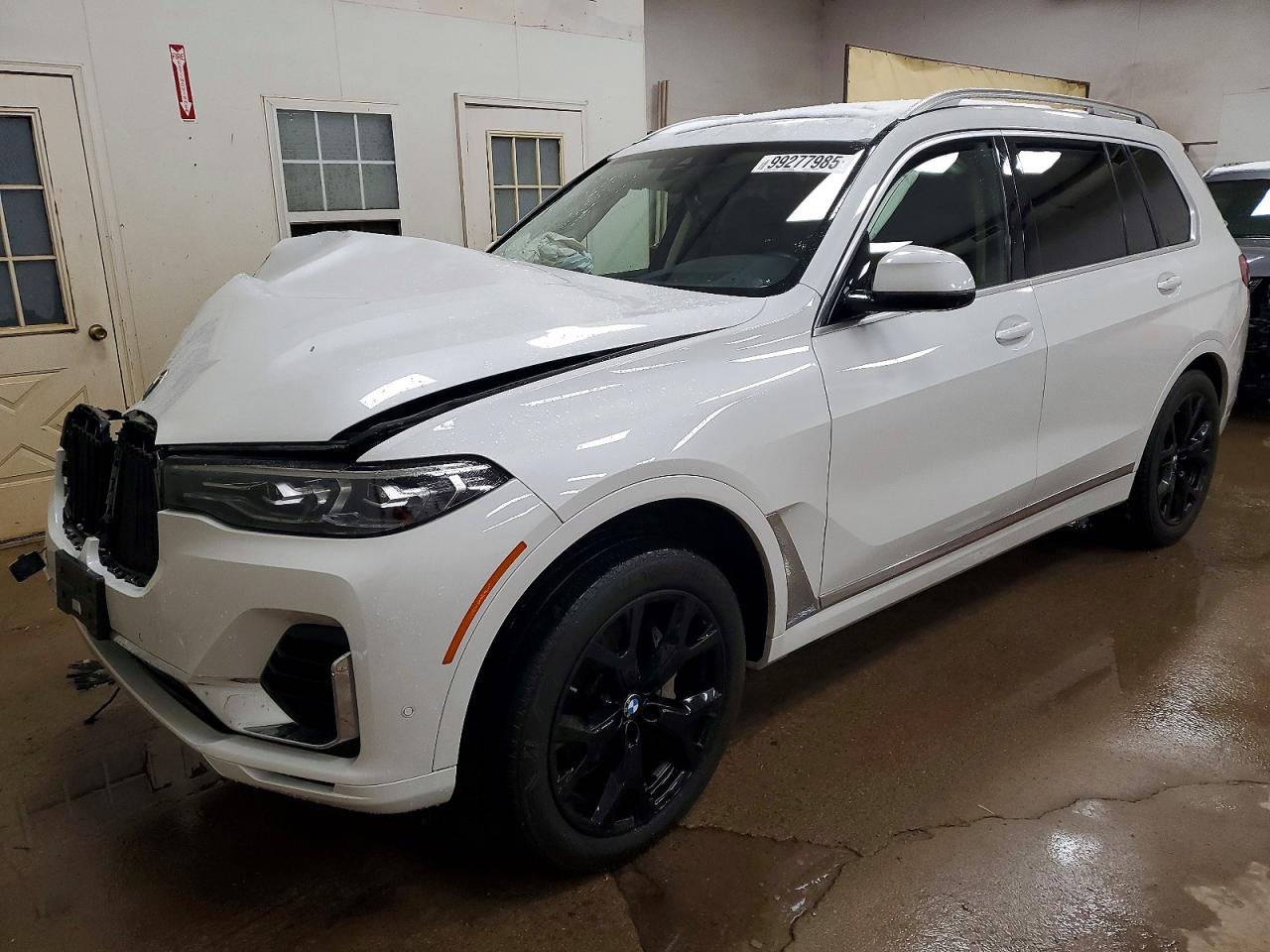 2022 BMW X7 VIN 5UXCW2C08N9K75457 photo 1