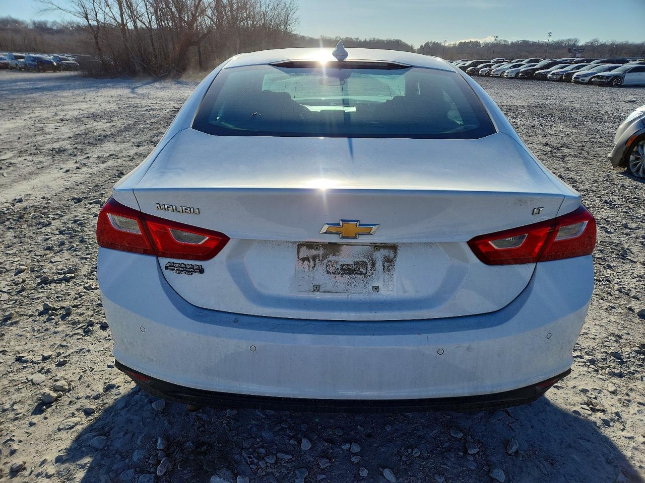 2018 Chev Malibu VIN 1G1ZD5ST8JF184725 photo 6