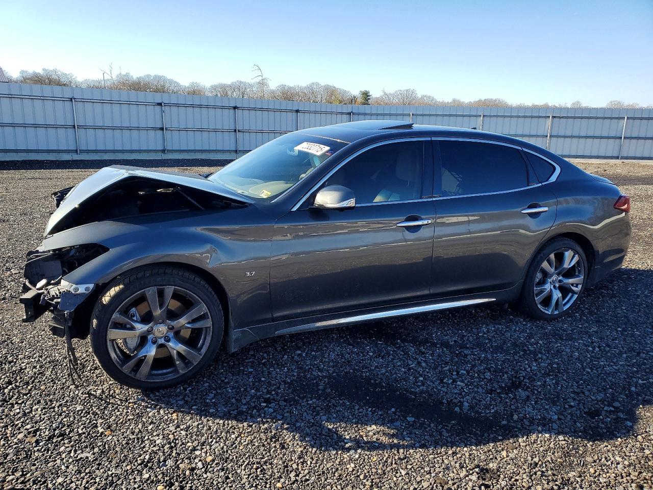 2015 Infiniti Q70 VIN JN1BY1PR4FM832179 photo 1