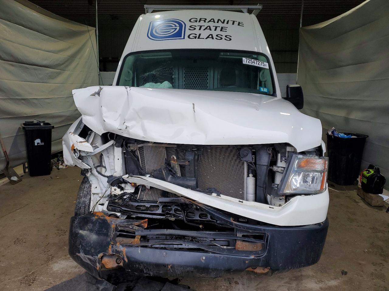 2021 NISS Nv 2500 hd VIN 1N6BF0LY5MN804809 photo 2