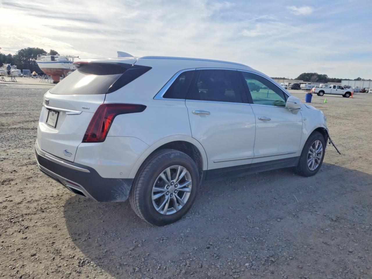 2020 Cadillac Xt5 VIN 1GYKNCRS0LZ161264 photo 3