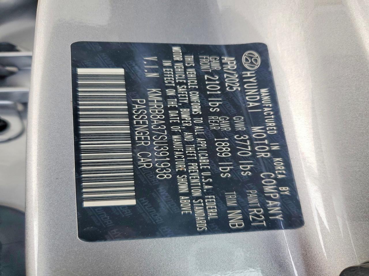 2025 Hyundai Venue VIN KMHRB8A37SU391938 photo 12