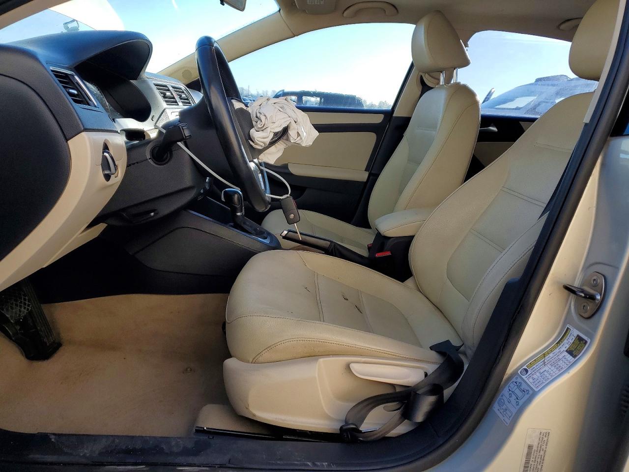 2012 Volkswagen Jetta VIN 3VWDX7AJ6CM305921 photo 7