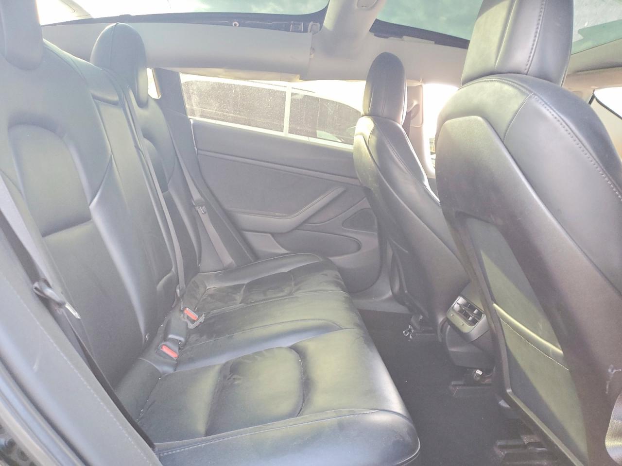 2019 Tesla Model 3 VIN 5YJ3E1EA7KF399063 photo 10