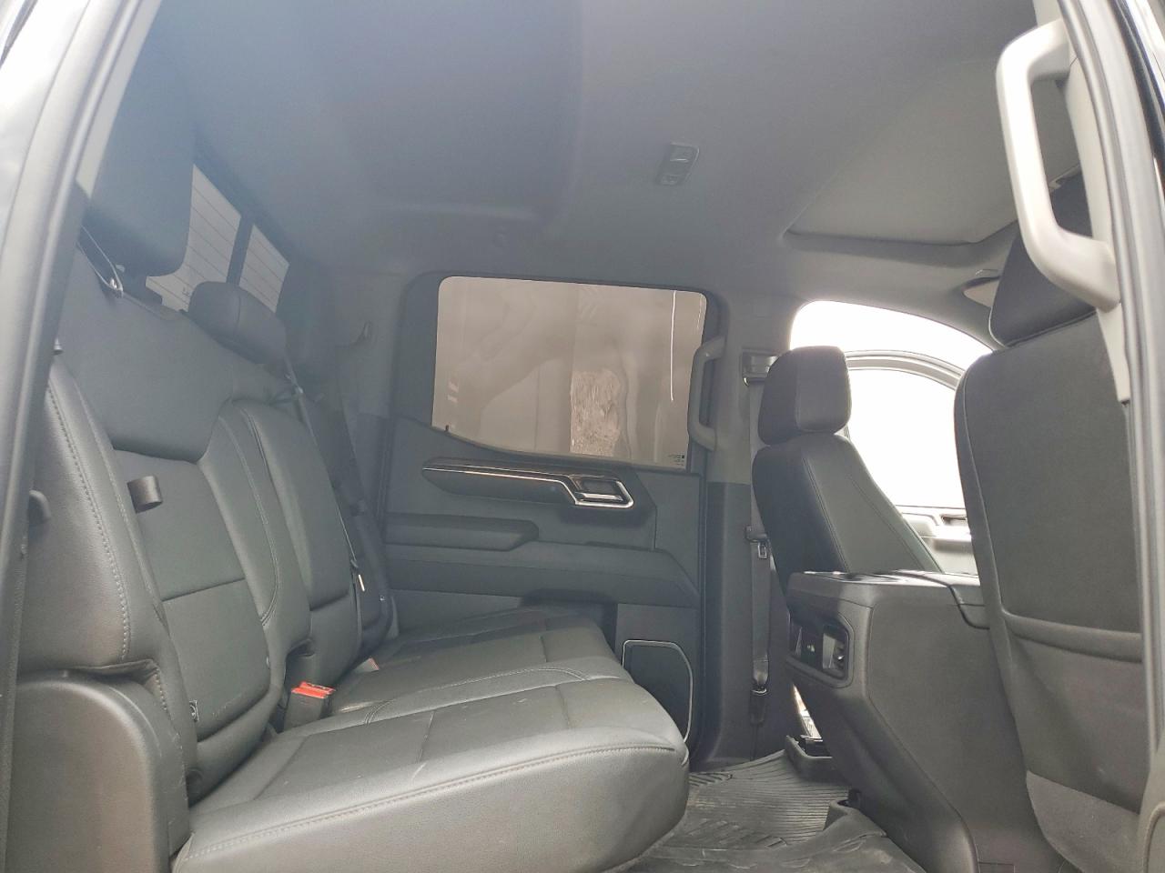 2023 Chevrolet All models VIN 3GCUDFEL5PG320500 photo 10