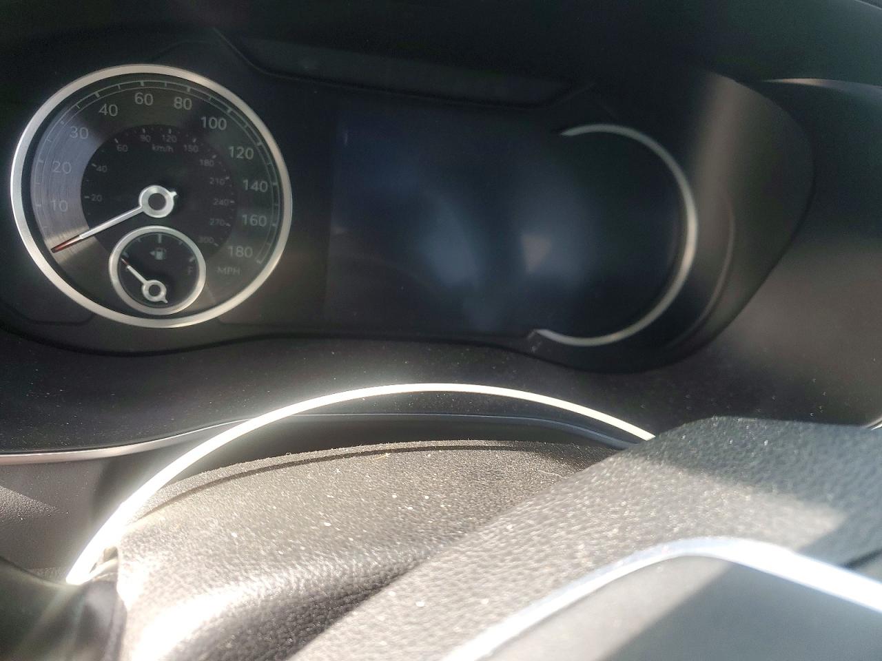 2025 Genesis G70 VIN KMTG54SE9SU152663 photo 9