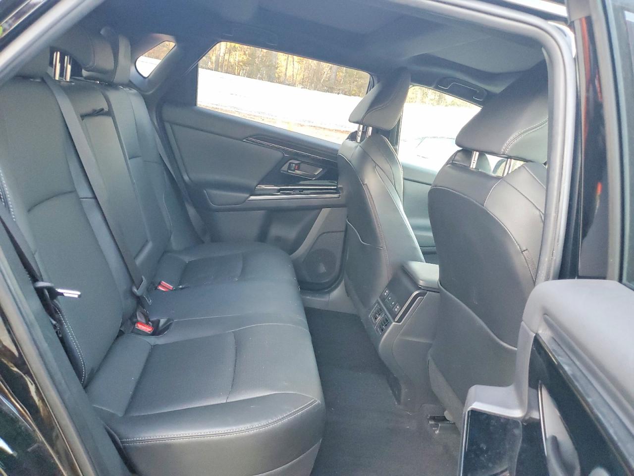2023 Toyota Bz4x xle VIN JTMABACA5PA018457 photo 10