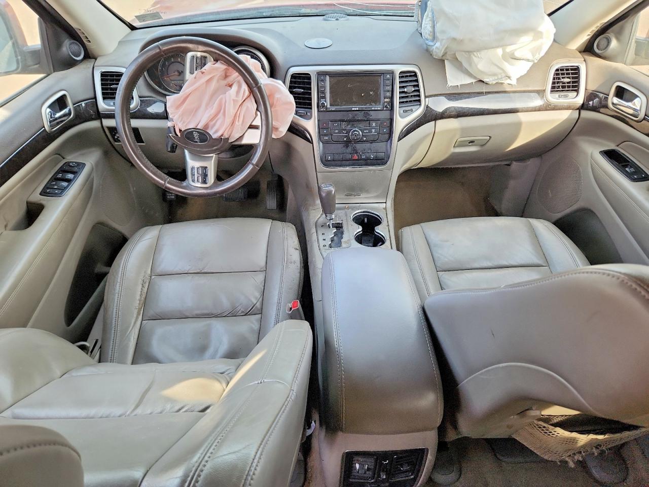 2012 Jeep Grand cher VIN 1C4RJFAG1CC145117 photo 8