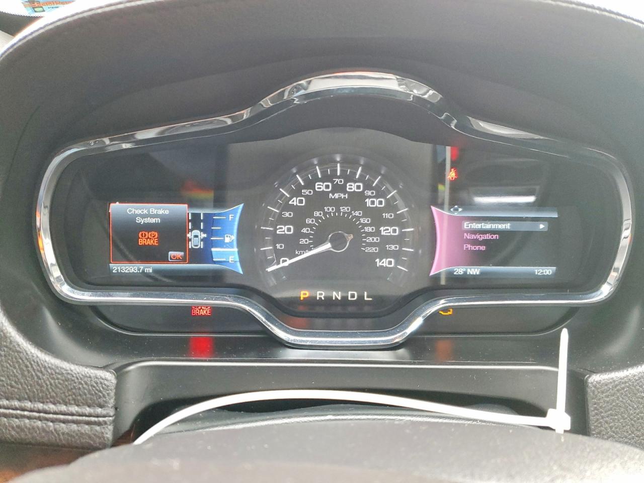 2015 Lincoln Mkt VIN 2LMHJ5NK8FBL00125 photo 9