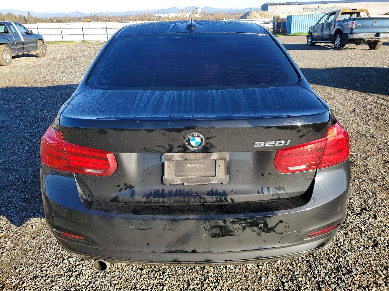 2017 BMW 3 series VIN WBA8A9C31HK864806 photo 6