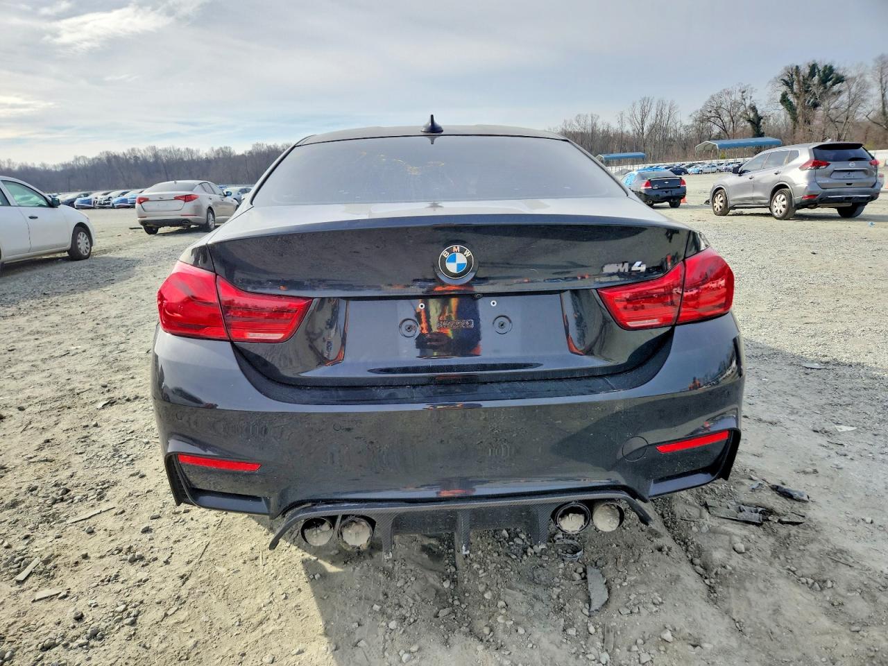 2015 BMW M4 VIN WBS3R9C50FK334694 photo 6