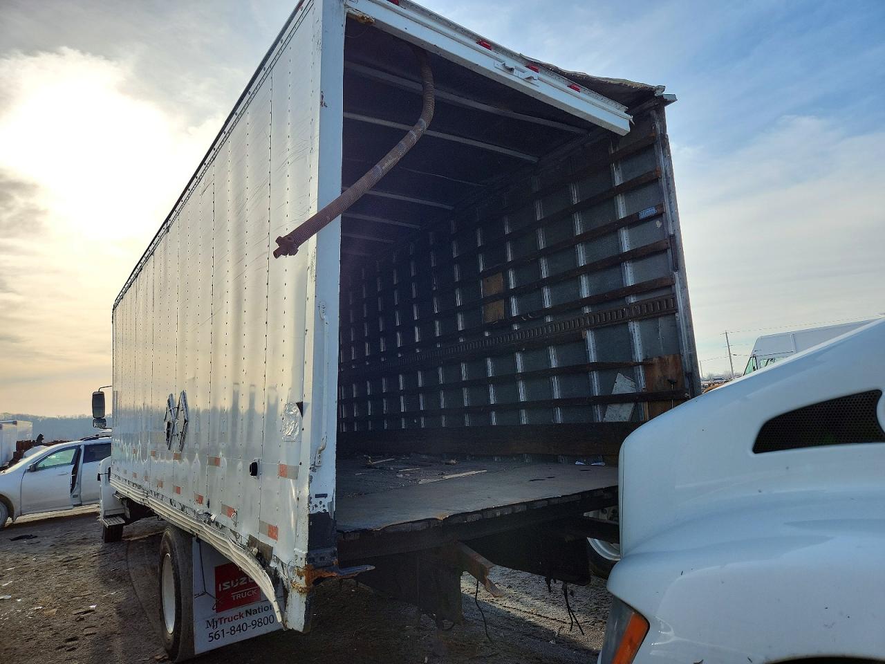 2005 HINO All models VIN JHBNV8JT951S10040 photo 3