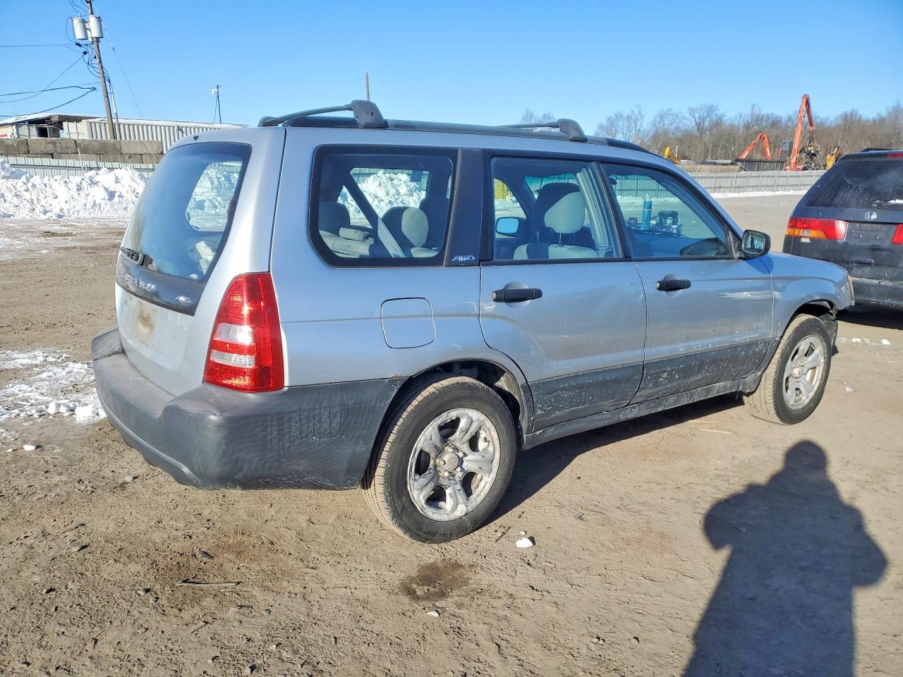 2004 Subaru Forester VIN JF1SG63684H742151 photo 3