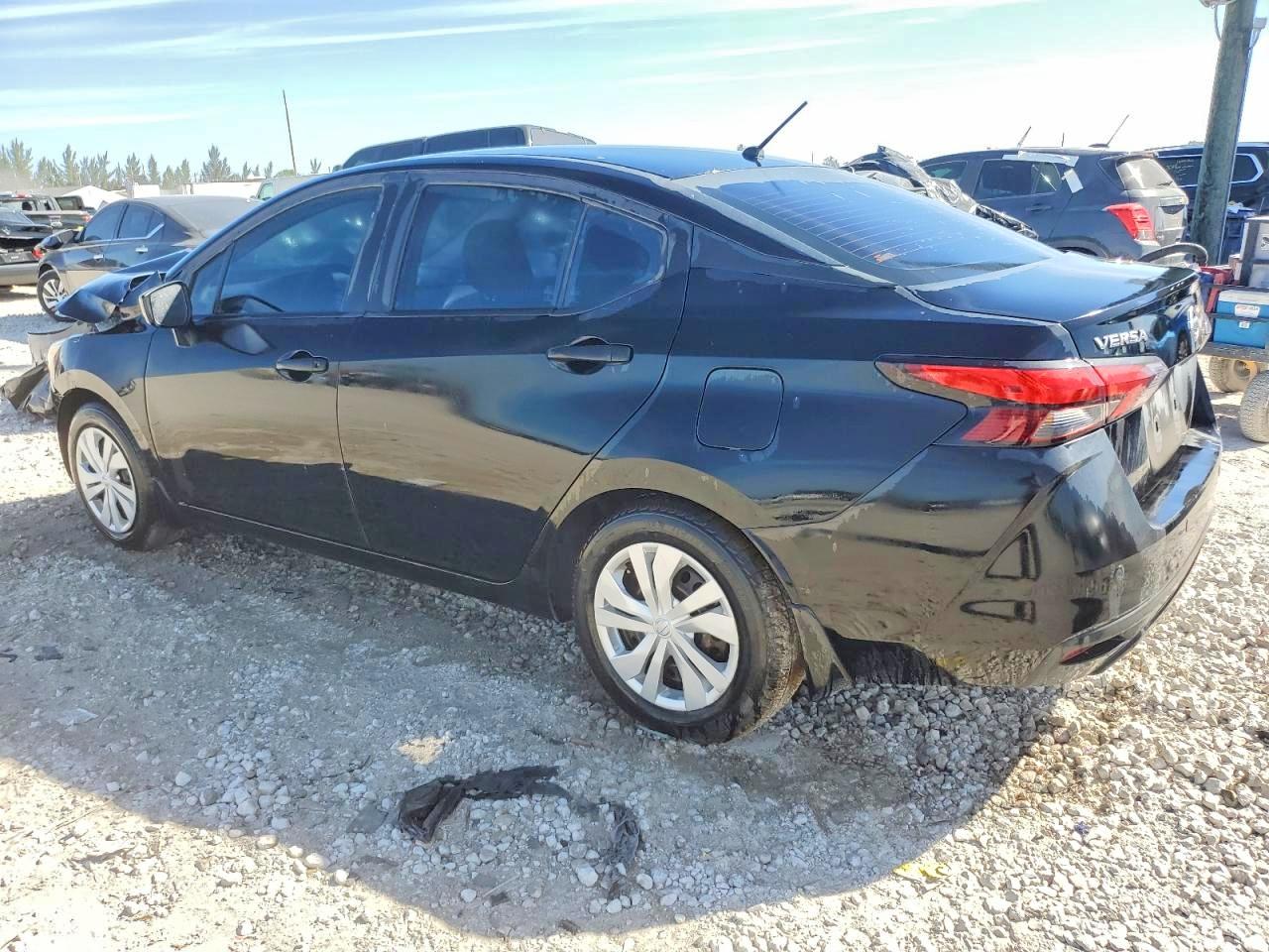 2020 Nissan Versa VIN 3N1CN8DV7LL865352 photo 2