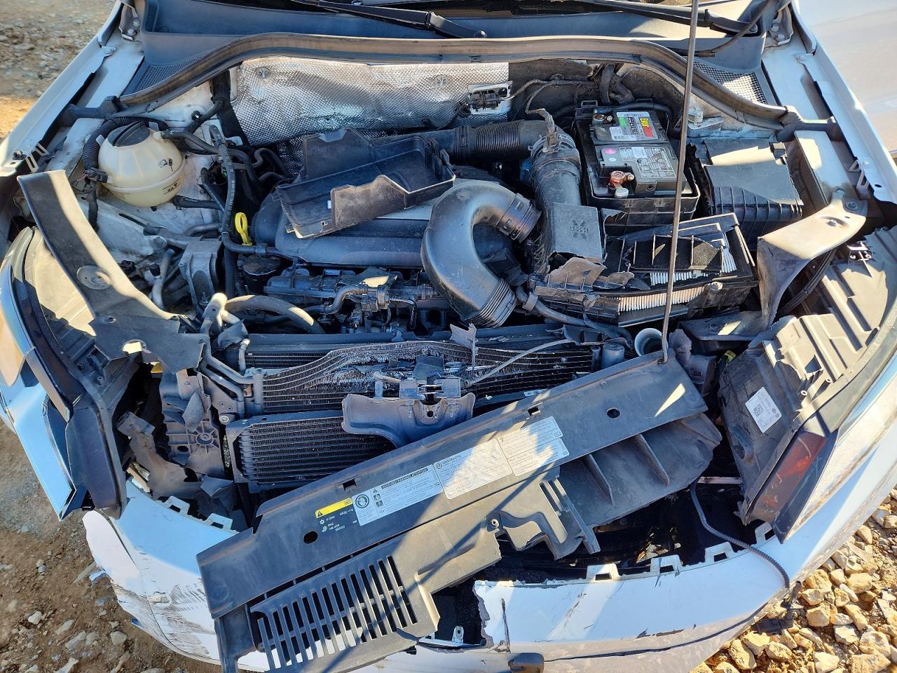 2017 Volkswagen Tiguan VIN WVGSV7AX4HK009746 photo 12