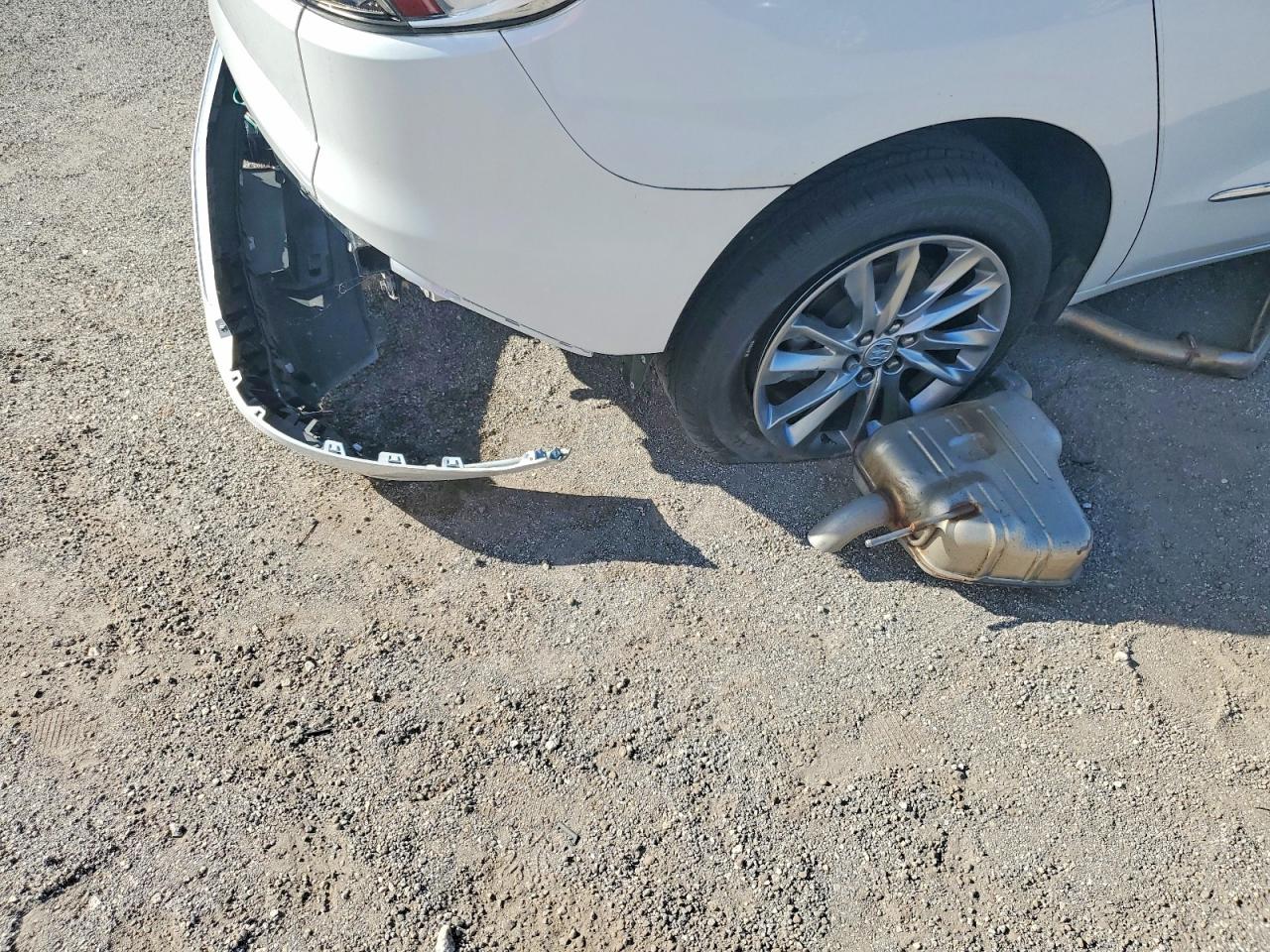 2023 Buick Enclave VIN 5GAERDKW3PJ135127 photo 12