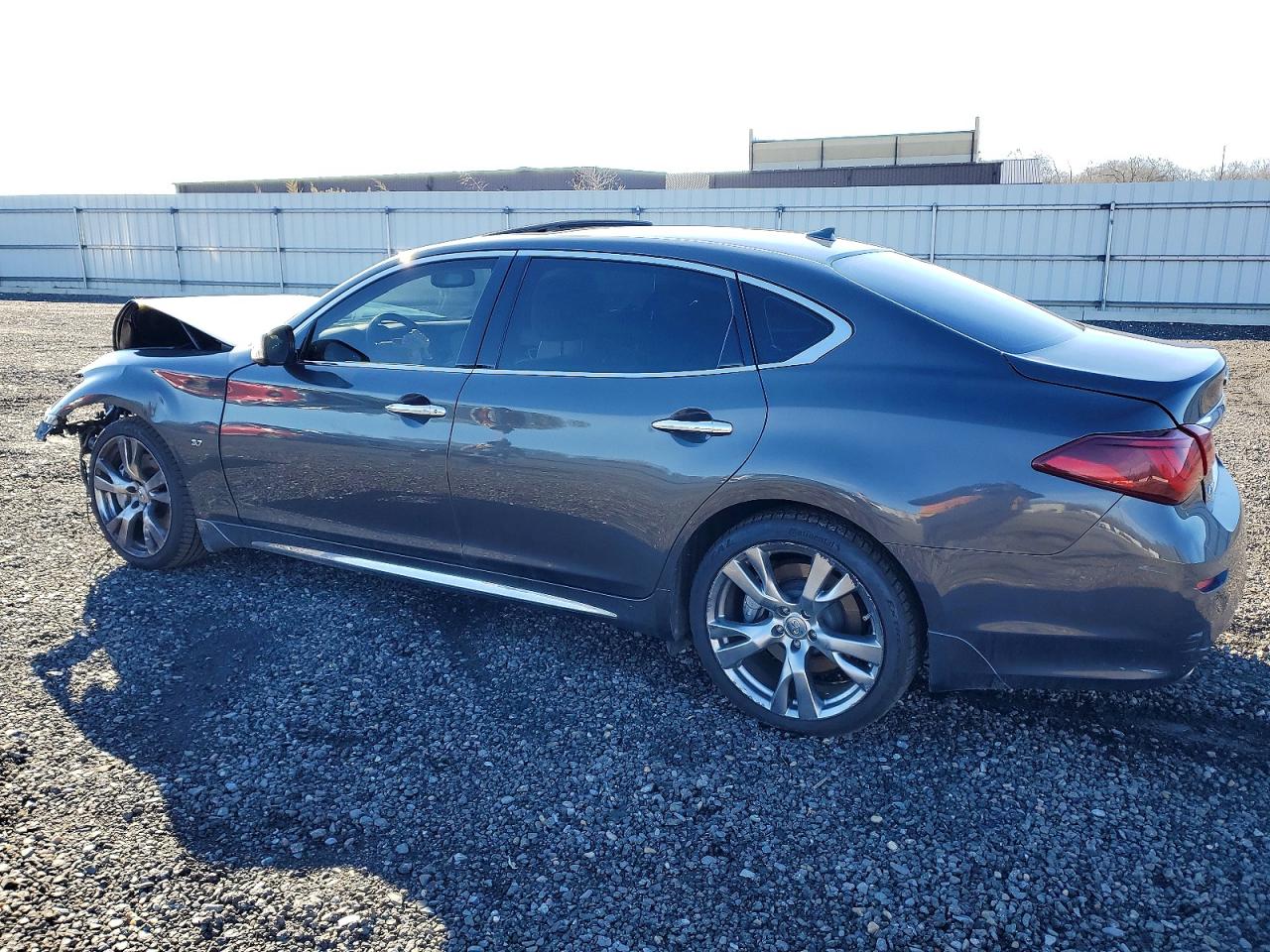 2015 Infiniti Q70 VIN JN1BY1PR4FM832179 photo 2