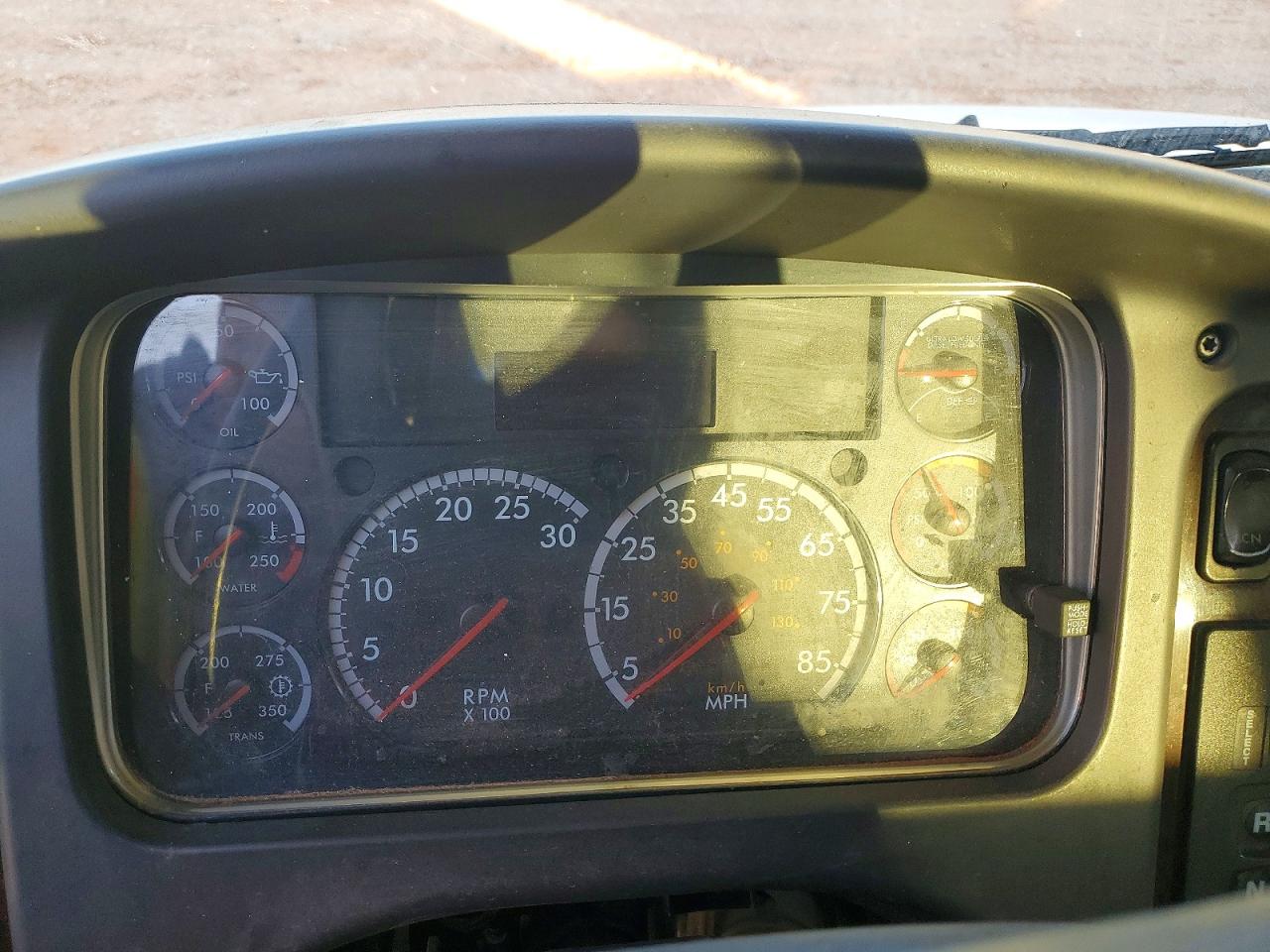 2018 FREIGHTLINER All other VIN 3ALACXFE0JDJX3814 photo 8