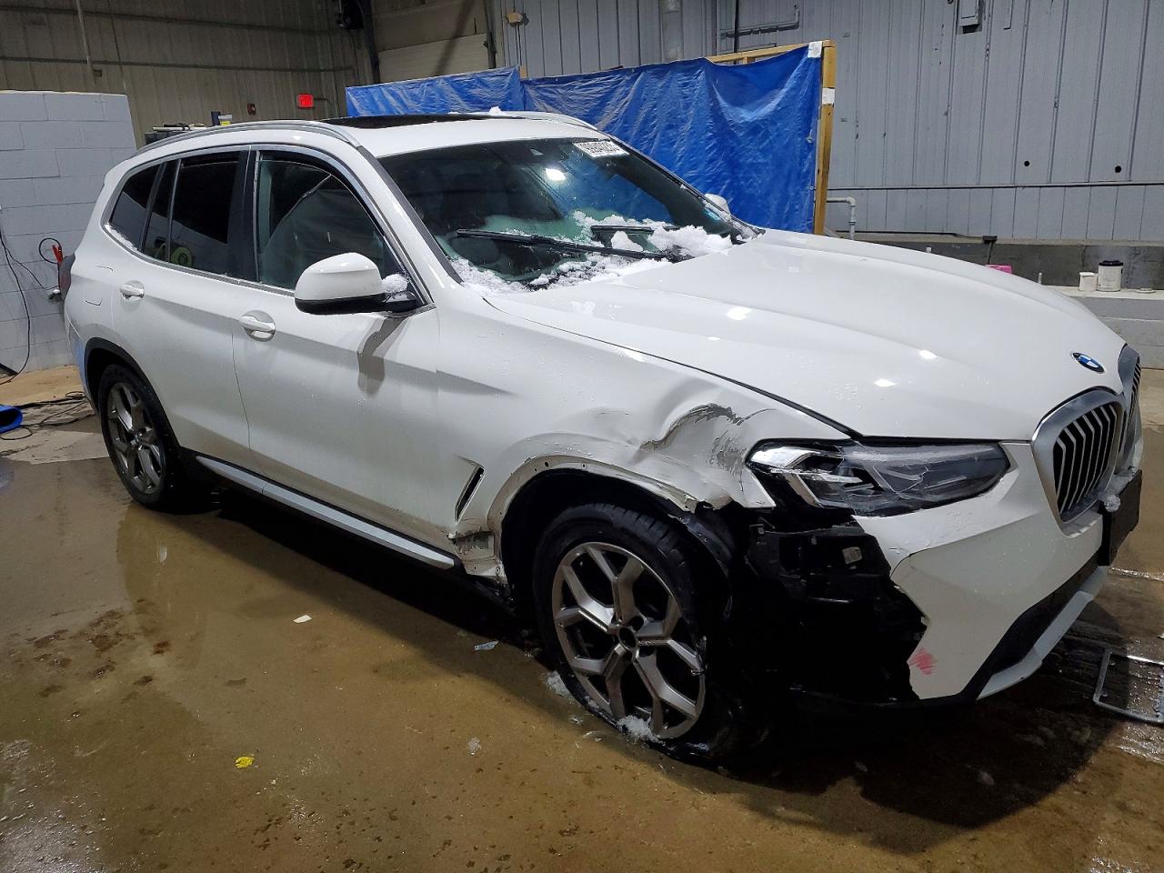 2022 BMW X3 VIN 5UX53DP07N9K02555 photo 4