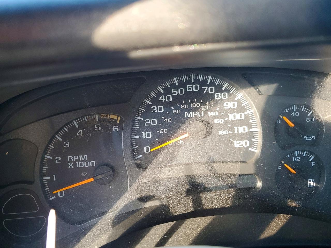 2004 Chevrolet All models VIN 1GCEC14X74Z221283 photo 9