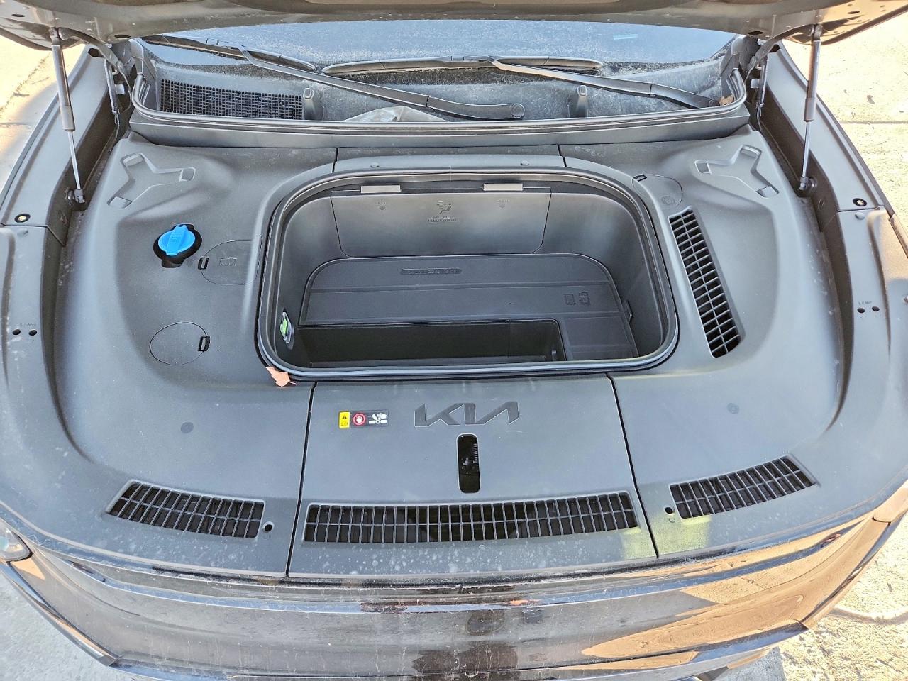 2026 Kia Ev9 land VIN 5XYADFS54TG007424 photo 12