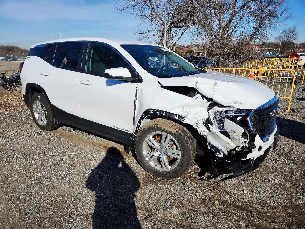2023 GMC Terrain VIN 3GKALMEG2PL120652 photo 4