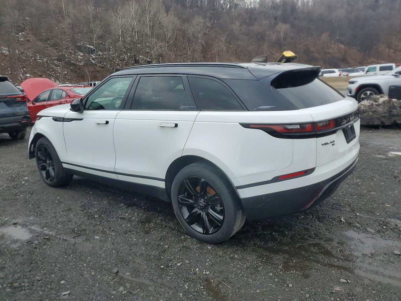 2021 Land Rangerover VIN SALYJ2EX1MA305856 photo 2