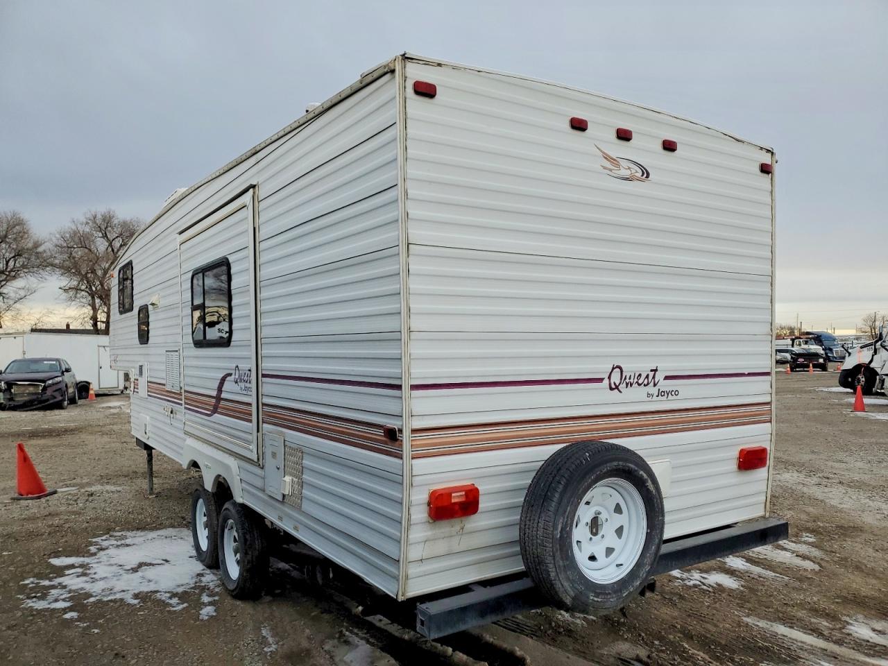 2001 JAYCO 5th wheel VIN 1UJCJ02N815DB0516 photo 3