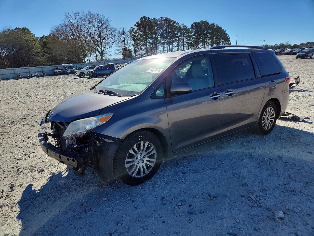 2015 Toyota All models VIN 5TDYK3DC3FS616607 photo 1