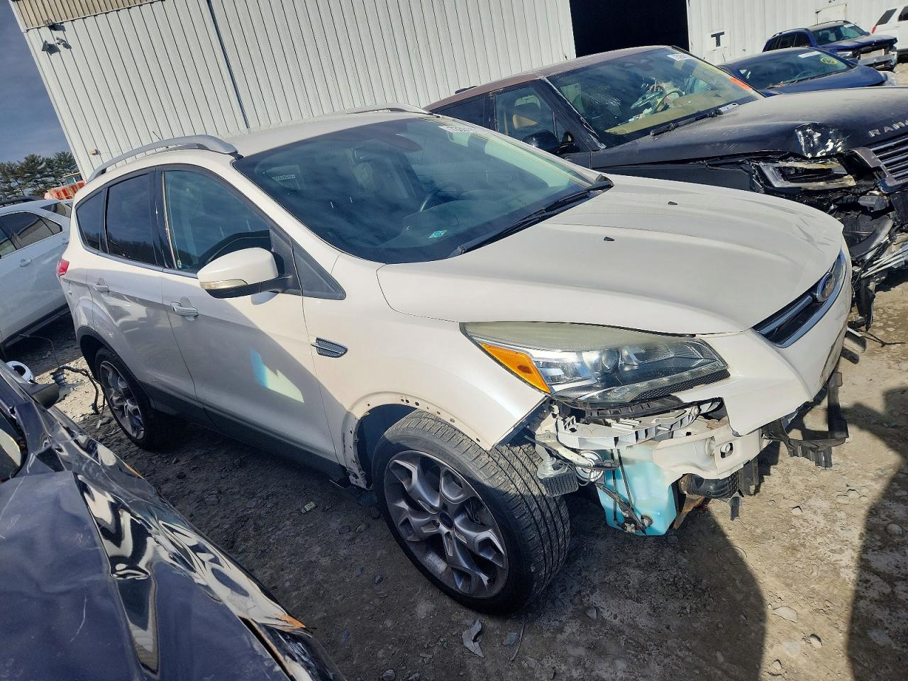 2015 Ford Escape VIN 1FMCU9J94FUA02107 photo 4