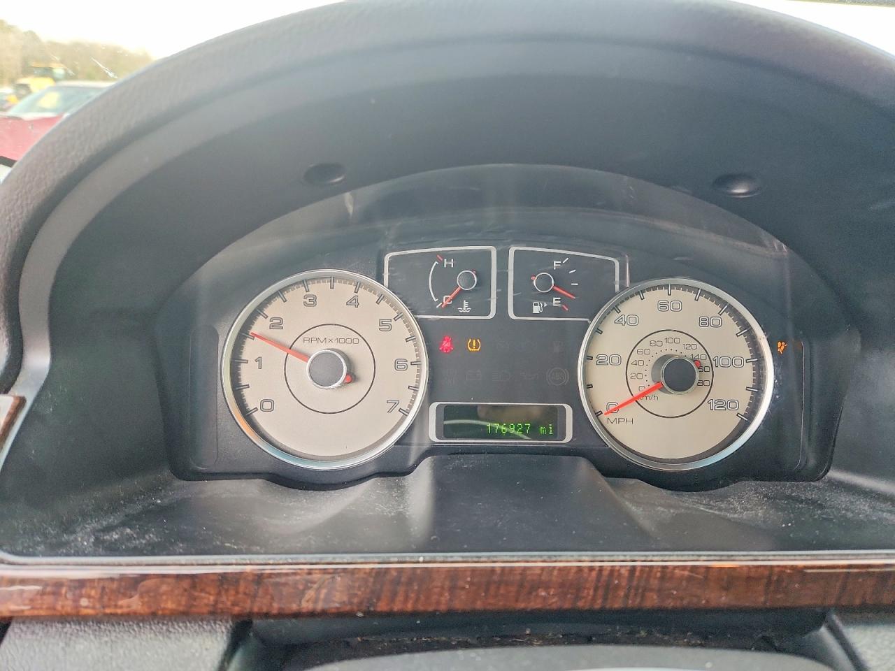 2008 Ford Taurus VIN 1FAHP25W08G173811 photo 9